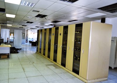 Instalación eléctrica de BT en central eléctrica lado tierra. Aeropuerto de Gran Canaria, España