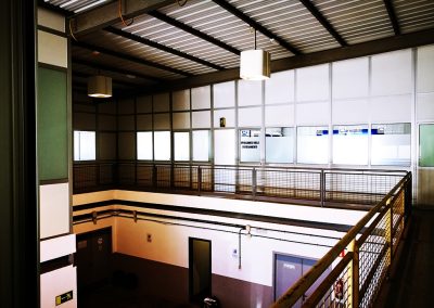 Instalación eléctrica de BT en naves de usos compartidos. Aeropuerto de Gran Canaria, España