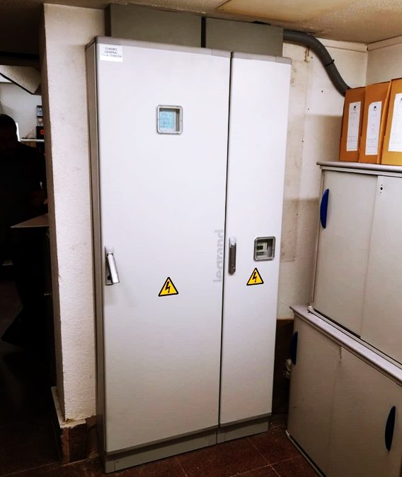 Modificación de instalación eléctrica de BT en oficina Caixabank 1766 Pio XII. Calle Pio XII, Las Palmas de Gran Canaria, Gran Canaria, España