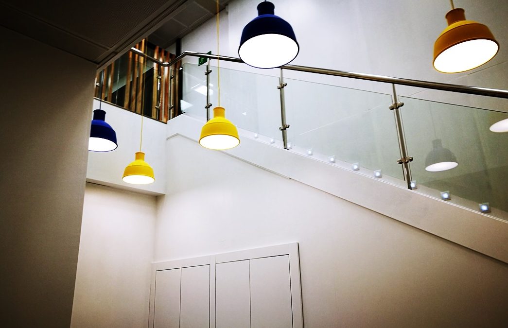 Instalación eléctrica oficina bancaria Caixabank 3542 León y Castillo. Calle León y Castillo, Arrecife, Lanzarote, España