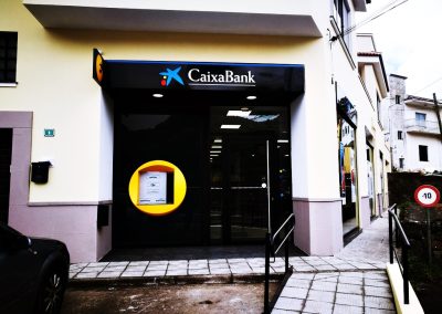 Instalación eléctrica oficina bancaria Caixabank 6928 Canteras. Calle Honoria Balbina, Tegueste, Tenerife, España