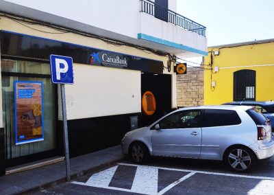 Reforma instalación eléctrica de BT en oficina Caixabank 6741 Fasnia. Avenida la Paz, Fasnia, Tenerife, España