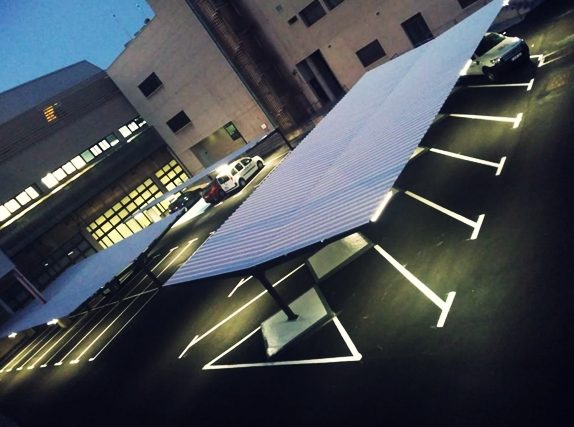 Modificación de instalación eléctrica de BT en torre de control (1). Aeropuerto de Gran Canaria, España