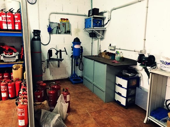 Proyecto de actividad para taller de mantenimiento de extintores. Calle David, Las Palmas de Gran Canaria, España