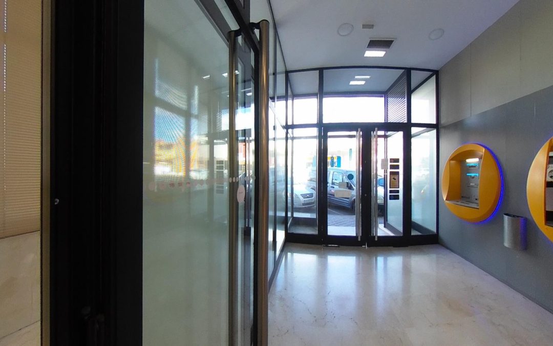 Regularización de instalación eléctrica
  oficina bancaria Caixabank 6681 BARRANCO GRANDE. Tenerife
