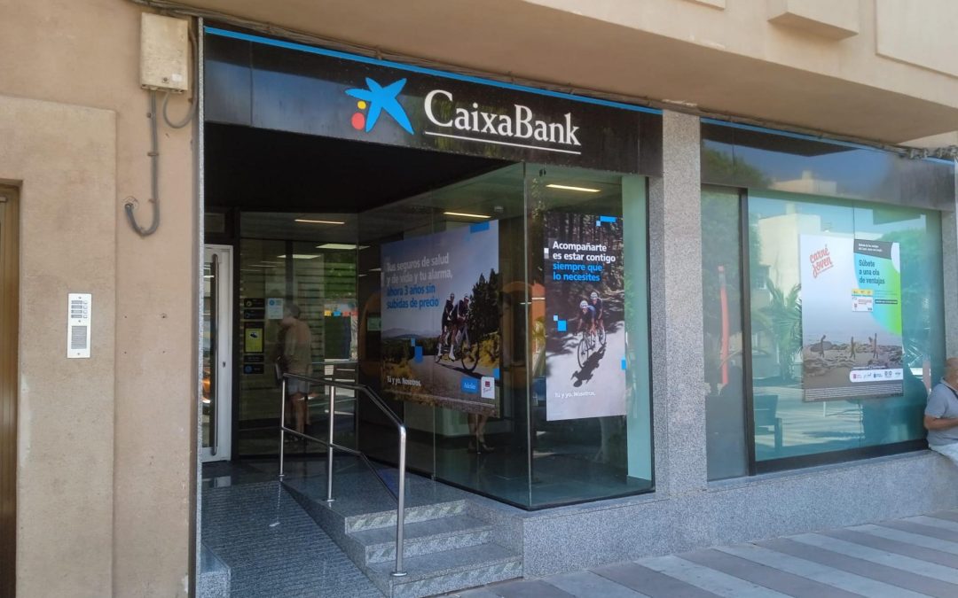 Regularización de instalación eléctrica
  oficina bancaria Caixabank 4791 ARINAGA. Gran Canaria