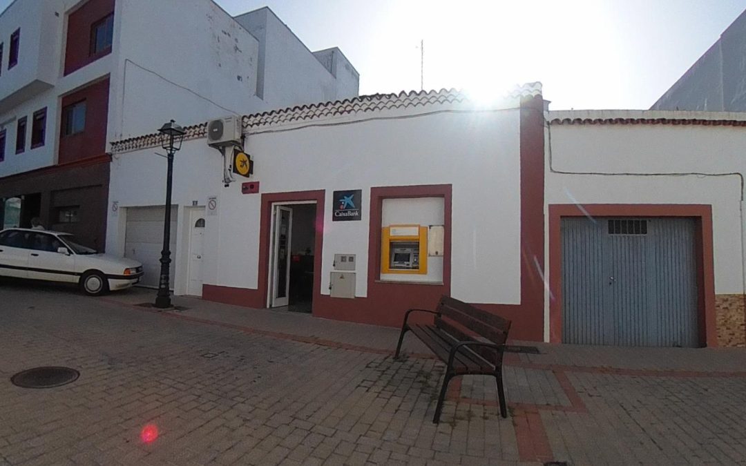 Regularización de instalación eléctrica
  oficina bancaria Caixabank 5455 ARTENARA . Gran Canaria