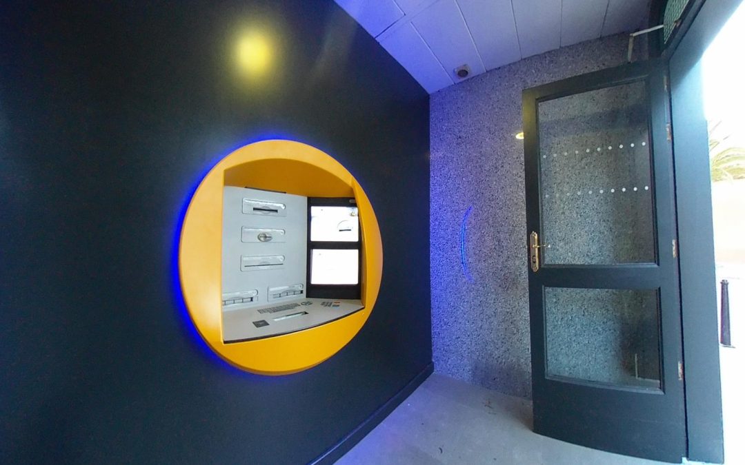 Regularización de instalación eléctrica
  oficina bancaria Caixabank 2006 STA. LUCIA TIRAJANA-SARDINA DEL SUR . Gran
  Canaria